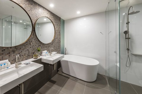 Vibe Hotel Canberra - Accommodation Adelaide 3
