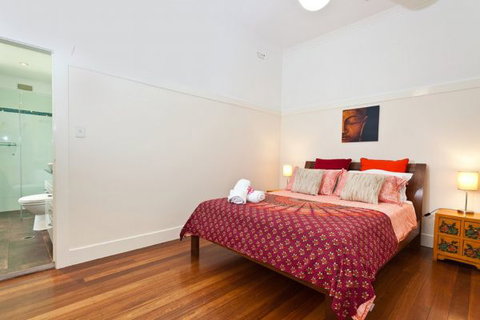 Summer Central - Accommodation Adelaide 16