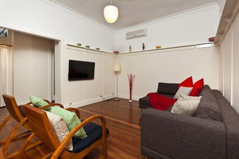Summer Central - Accommodation Adelaide 17