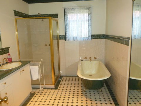 Country Cottages B&B - Accommodation Adelaide 5