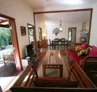 Summer Central - Accommodation Adelaide