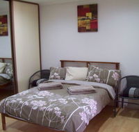 Potch  Colour - Accommodation Adelaide