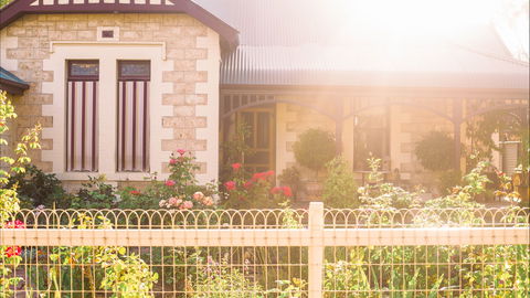 Hamilton House Bed And Breakfast - Accommodation Adelaide 0