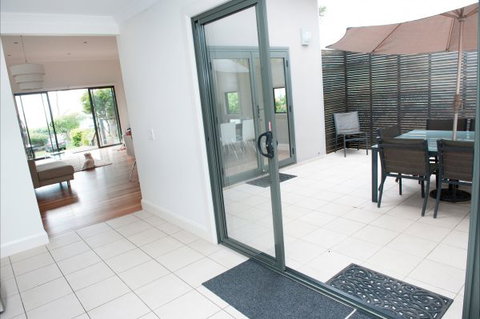 Seaglass - Accommodation Adelaide 11