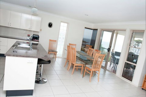 Seaglass - Accommodation Adelaide 17