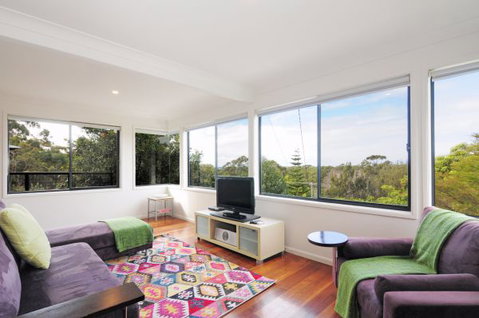 Lighthouse View - Accommodation Adelaide 2