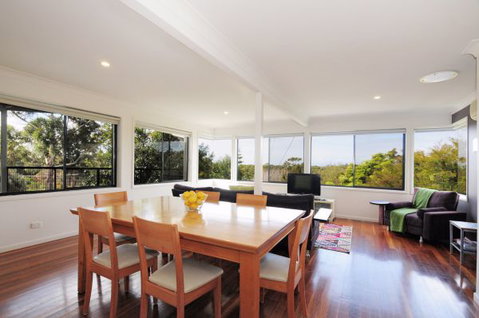 Lighthouse View - Accommodation Adelaide 3
