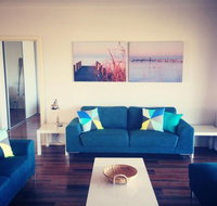 Vintage Oar Holiday House