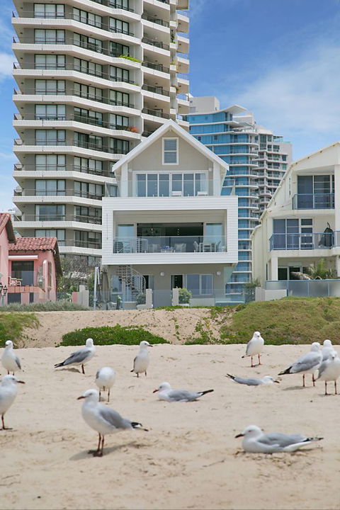 Oceans 74 - An Elite Holiday Home - Accommodation Adelaide 18