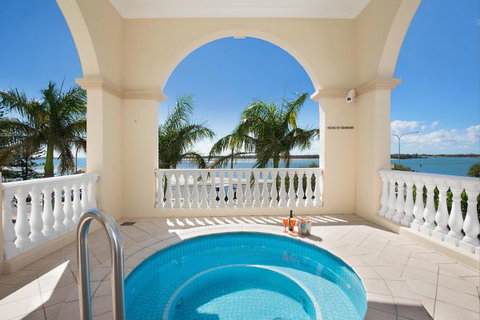 The Grand Apartments - Accommodation Adelaide 4