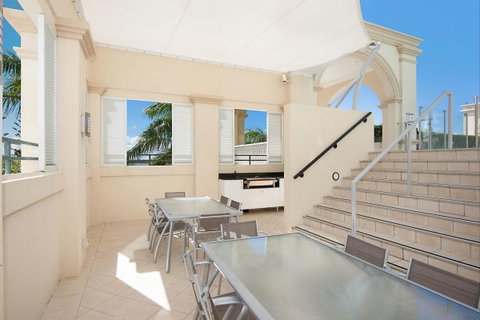 The Grand Apartments - Accommodation Adelaide 7