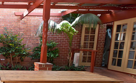 The Witchs Hat - Accommodation Adelaide 3