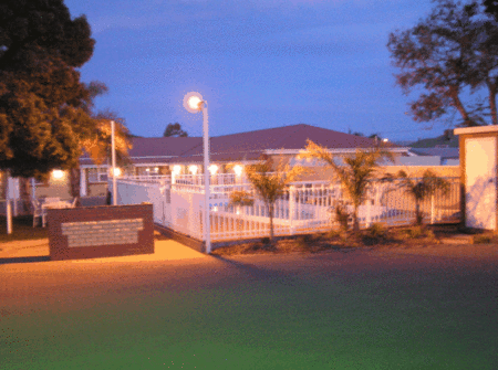 Charles Rasp Motor Inn and Cottages - Accommodation Adelaide