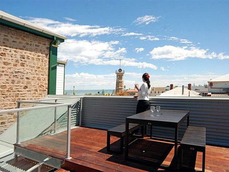 Timeball Apartments - Accommodation Adelaide 4