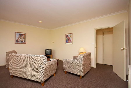 Quest Trinity House - Accommodation Adelaide 4