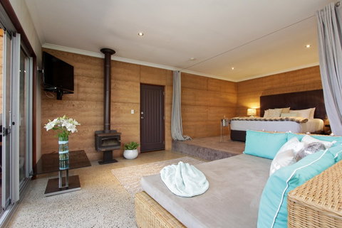 Hiddenvalley Eco Spa Lodges & Day Spa - Accommodation Adelaide 1