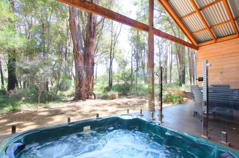 Hiddenvalley Eco Spa Lodges & Day Spa - Accommodation Adelaide 2