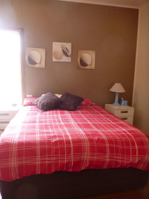 Hop Skip Jump - Accommodation Adelaide 0