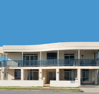 Seaview Sunset Beachfront Apartments - Accommodation Adelaide