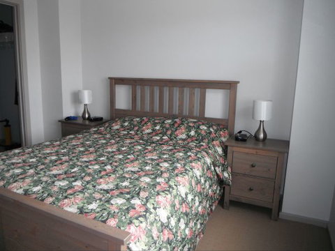 Wellington - Accommodation Adelaide 2