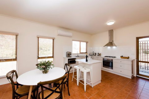Cottage On The Murray - Accommodation Adelaide 4