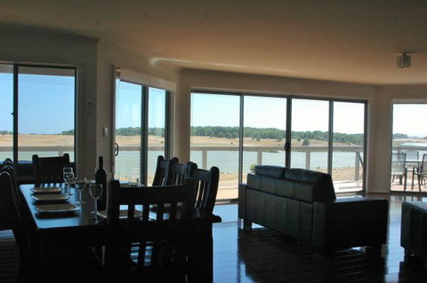 Parrydyse Clayton Bay - Accommodation Adelaide 0