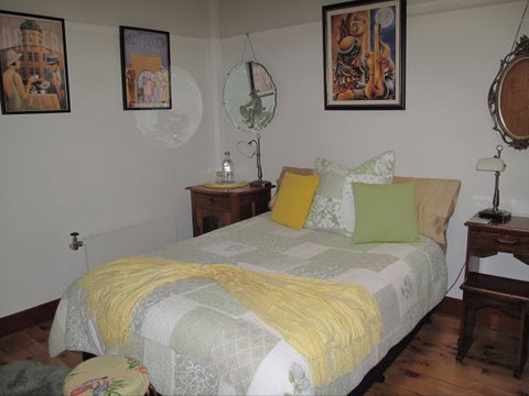 B&B Wodonga - Art Deco Accommodation - Accommodation Adelaide 3