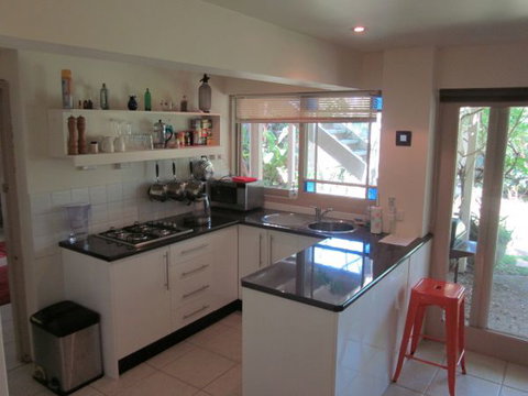 Bangalow Studio Apartment - Accommodation Adelaide 2