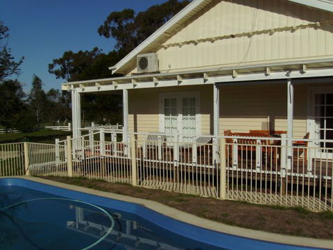 Daisyburn Homestead - Accommodation Adelaide 3