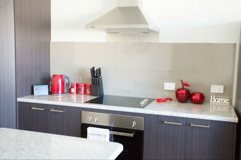 RED FIN Part Of BLUE FIN HOLIDAY HOMES - Accommodation Adelaide 9
