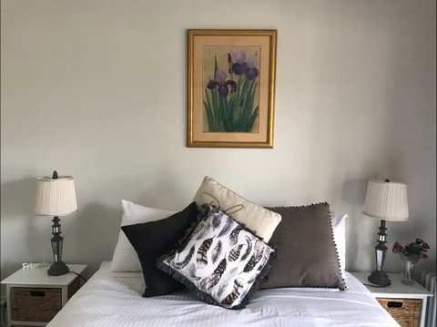 Rutherglen Christmas Trees Farm Stay - Accommodation Adelaide 1