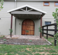 The Loch Barn - Accommodation Adelaide