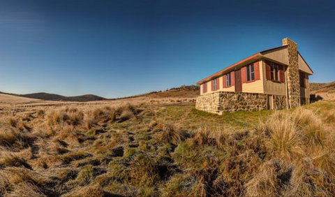 Wolgal Hut - Accommodation Adelaide 0