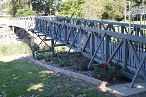 Adelong Golden Gully Caravan Park - Accommodation Adelaide 3