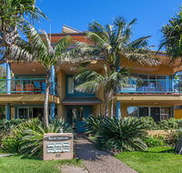 Apartment Three Surfside - Ocean Views - Accommodation Adelaide