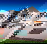 Escape at Nobbys - Accommodation Adelaide