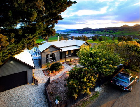 Frenchman's River - The Helmsman's House - Accommodation Adelaide 1