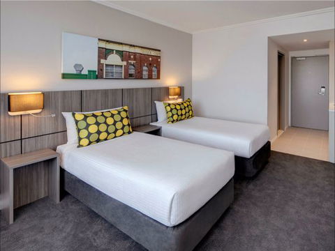 Travelodge Hotel Bankstown Sydney - Accommodation Adelaide 2