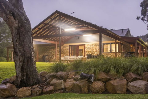 WA HomeStay - Accommodation Adelaide 0
