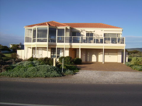 Century 21 SouthCoast: Hayman - Accommodation Adelaide 0