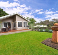 Hedgerow - Accommodation Adelaide