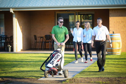Howlong Country Golf Club Motel - Accommodation Adelaide 1