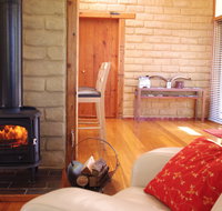 Lyrebird Cottages - Accommodation Adelaide