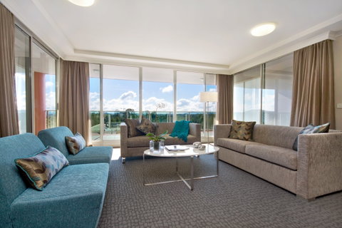 Pacific Suites Canberra - Accommodation Adelaide 2