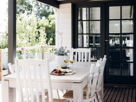 Rose Cottage With Vineyard Views - Accommodation Adelaide 2