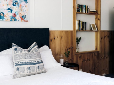 Rose Cottage With Vineyard Views - Accommodation Adelaide 4