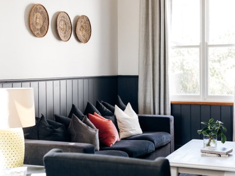 Rose Cottage With Vineyard Views - Accommodation Adelaide 6