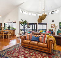 Aquila Retreat Eco Mansion - Accommodation Adelaide