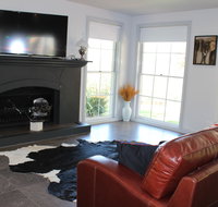 Cedar Grove - Accommodation Adelaide