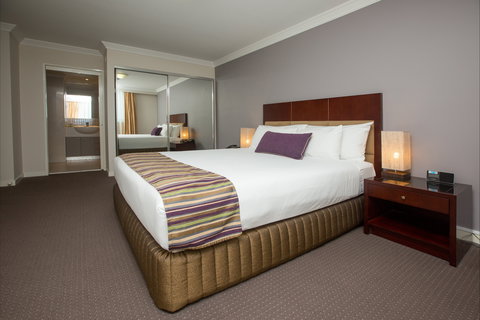 Hotel Gloria - Accommodation Adelaide 0